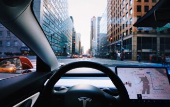 Taksi otonom robotaxi Tesla diizinkan uji coba di Arizona
