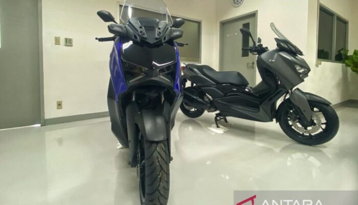Yamaha segarkan Xmax Connected dengan pilihan warna baru