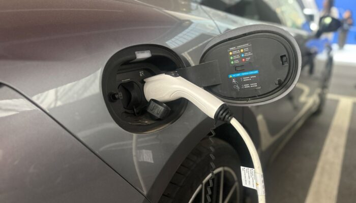 Bocoran “charger” baru BYD, pengisian megawatt 1.500 kW